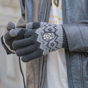 Зимните възли ръкавици за момче, сензорна защита, топли и удобни, с Човека-паяк Disney Marvel, страхотна черна форма, можете да окачите на шията